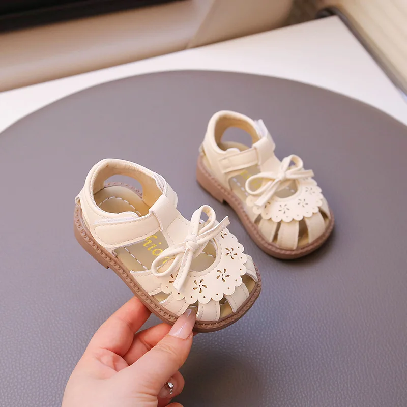 Baby Walking Sandals 2026 Summer New Korean Version Child Soft Shoe Fashion Children Anti Slip Party Princess Walking Sandals
Baby Walking Sandals 2026 Summer New Korean Version Child Soft Shoe Fashion Children Anti Slip Party Princess Walking Sandals