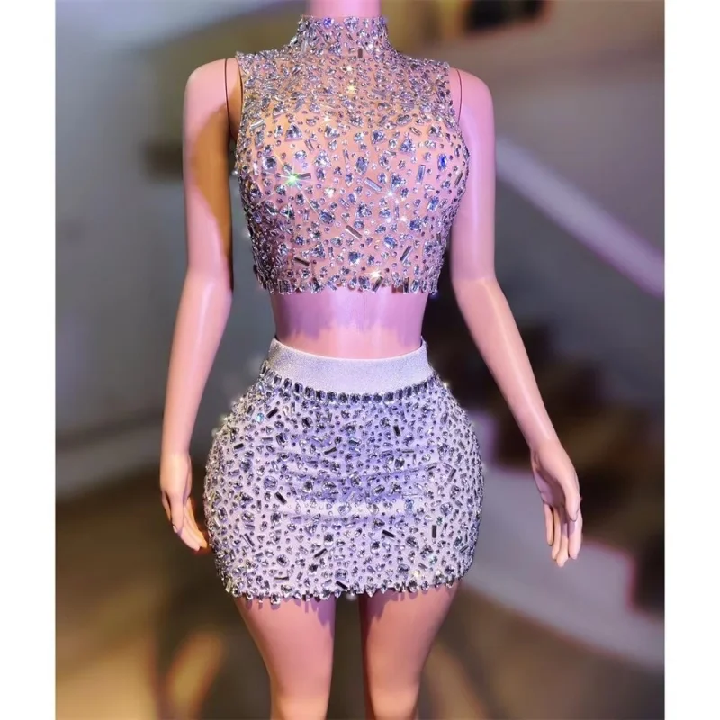 Women's Sexy Backless 2 Piece Set with Shiny Rhinestones And Chains Top Mini Skirt for Birthday Party Nightclub Stage Costume
Women's Sexy Backless 2 Piece Set with Shiny Rhinestones And Chains Top Mini Skirt for Birthday Party Nightclub Stage Costume