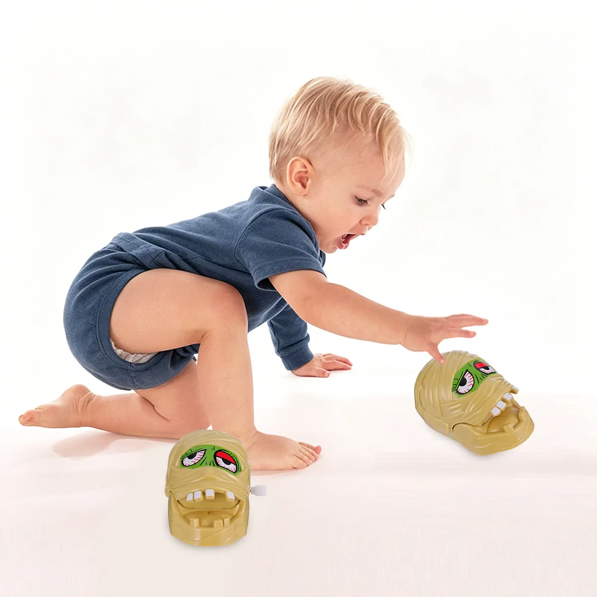5Pcs Creepy Mummy Wind Up Halloween Clockwork Creative Scary Pop-Up Gag Prank Decoration for Kids Adults Wind Up Toy
5Pcs Creepy Mummy Wind Up Halloween Clockwork Creative Scary Pop-Up Gag Prank Decoration for Kids Adults Wind Up Toy