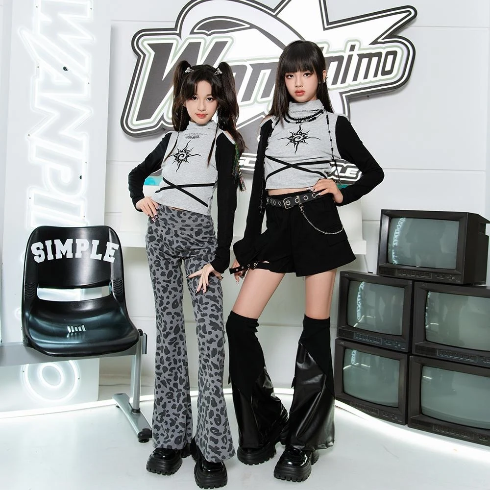 2024 New Jazz Dance Costumes For Girls Crop Tops Elastic Flared Pants Practice Suit Kids Modern Hip Hop Stage Clothing DQS17890
2024 New Jazz Dance Costumes For Girls Crop Tops Elastic Flared Pants Practice Suit Kids Modern Hip Hop Stage Clothing DQS17890