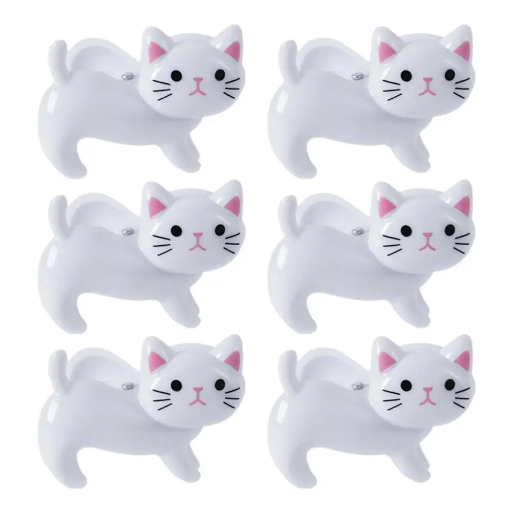 6pcs Multifunctional Lingerie Clips Strong Grip Lightweight Cat Shape Windproof Iorn Sock Clothespin Home Use Pegs Hanging
6pcs Multifunctional Lingerie Clips Strong Grip Lightweight Cat Shape Windproof Iorn Sock Clothespin Home Use Pegs Hanging