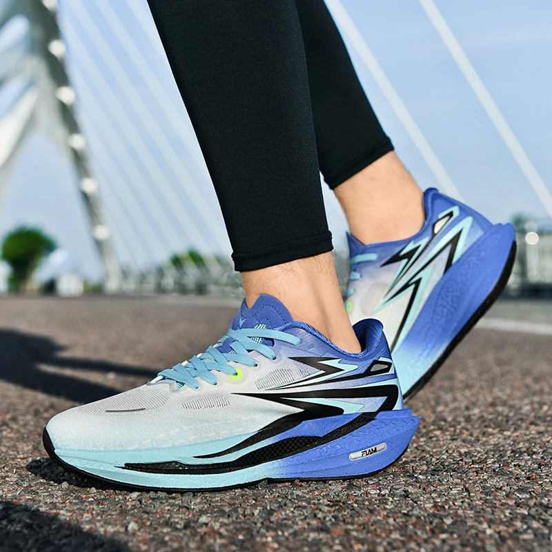 Мужские спортивные кроссовки Marathon с карбоновой пластиной на воздушной подушке, дышащие легкие женские удобные спортивные нескользящие кроссовки
Мужские спортивные кроссовки Marathon с карбоновой пластиной на воздушной подушке, дышащие легкие женские удобные спортивные нескользящие кроссовки