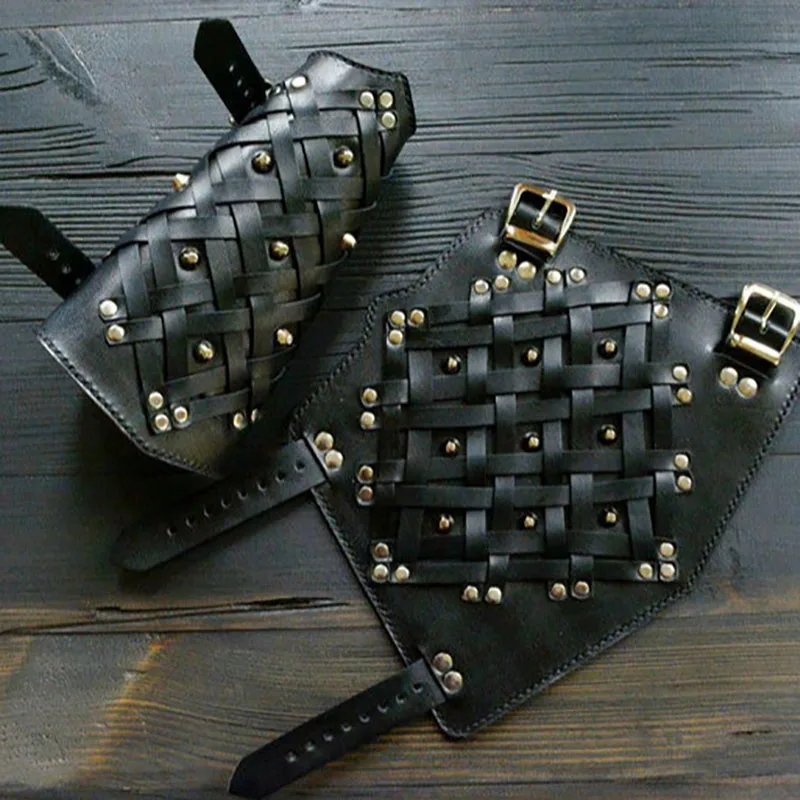 Medieval Cosplay Leather Armor Arm Warmers Celtic Viking Pirate Knight Gauntlet Wristband Bracer Steampunk Accessories Larp Men
Medieval Cosplay Leather Armor Arm Warmers Celtic Viking Pirate Knight Gauntlet Wristband Bracer Steampunk Accessories Larp Men