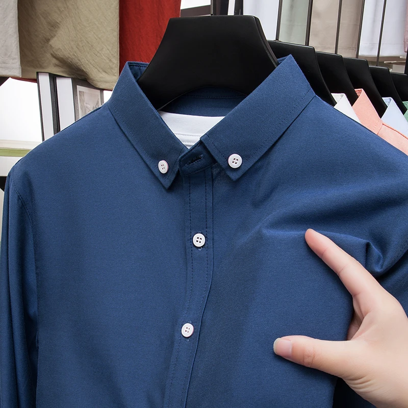 Высококачественные шелковые Хлопок мужские рубашки с длинными рукавами роскошные модные чистые цвет осенние новые комфортабельные легкие деловые отдых перевернутый воротник топы
Высококачественные шелковые Хлопок мужские рубашки с длинными рукавами роскошные модные чистые цвет осенние новые комфортабельные легкие деловые отдых перевернутый воротник топы