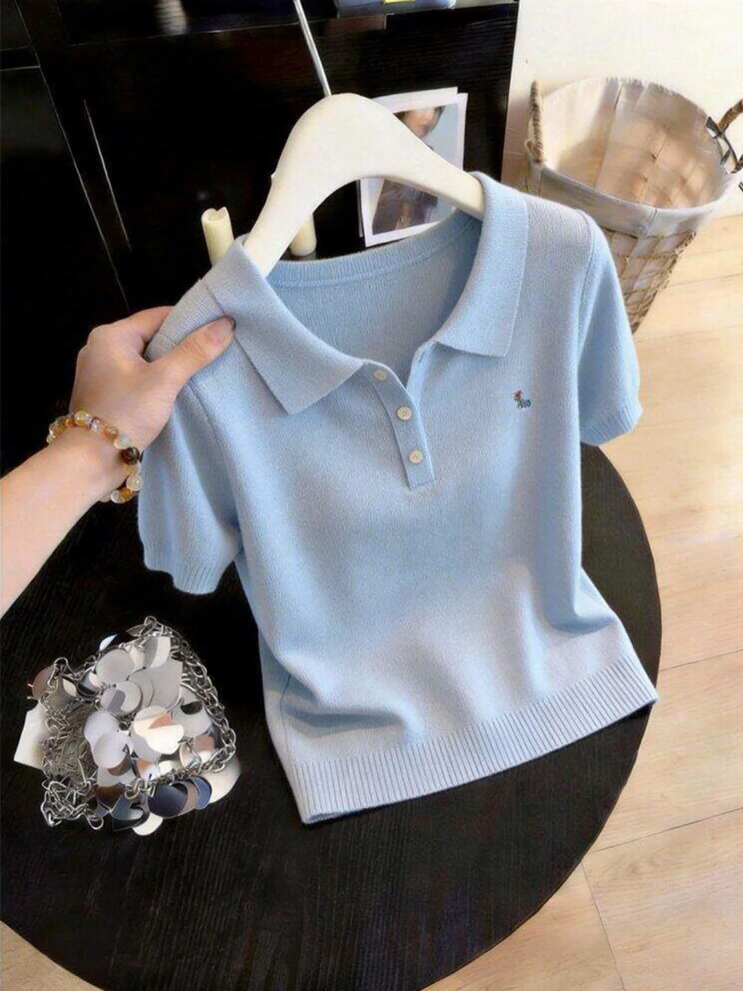 Sweet Style Korean Version Women's Neck Short Sleeve T-Shirt Knitted Top Summer New Arrival Comfortable Soft Casual Wear
Sweet Style Korean Version Women's Neck Short Sleeve T-Shirt Knitted Top Summer New Arrival Comfortable Soft Casual Wear