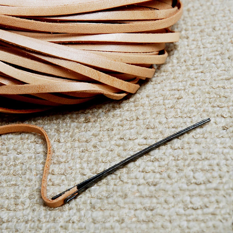 3pcs leather sewing craft tool Leather rope needle Leather needle knitting needle double hole leather rope lace needle DIY
3pcs leather sewing craft tool Leather rope needle Leather needle knitting needle double hole leather rope lace needle DIY