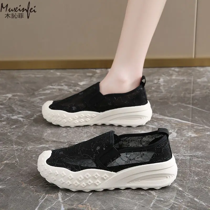 Fisherman's Shoes Women's 2026 New Summer Lace Mesh Breathable Canvas Shoes Soft Soled Lazy Single Shoes
Fisherman's Shoes Women's 2026 New Summer Lace Mesh Breathable Canvas Shoes Soft Soled Lazy Single Shoes