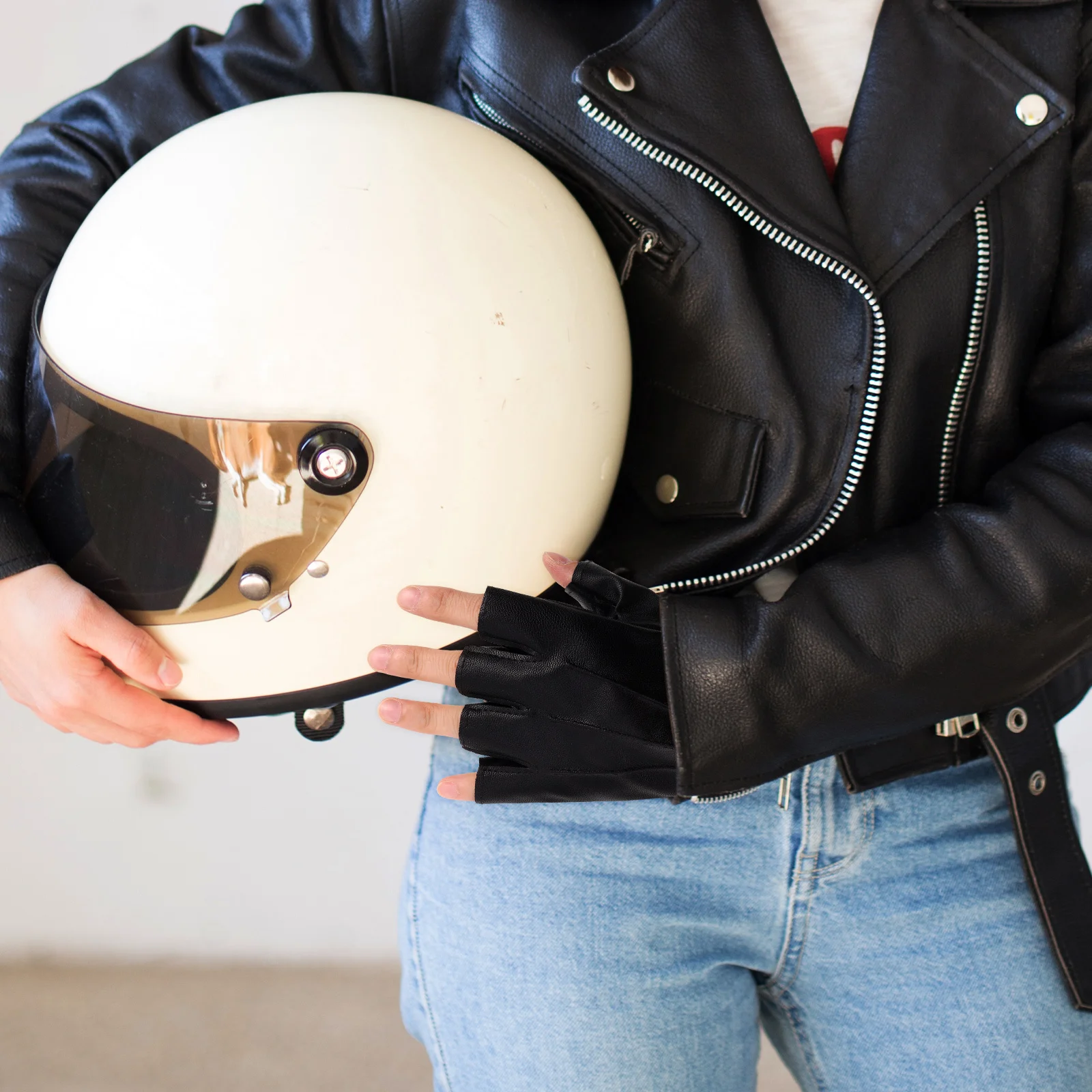 1 Pair Half Finger Cycling Gloves Pu Breathable Anti-Slip For Outdoor Sports Motorcycle Riding Gym Biking Hiking Fitness
1 Pair Half Finger Cycling Gloves Pu Breathable Anti-Slip For Outdoor Sports Motorcycle Riding Gym Biking Hiking Fitness