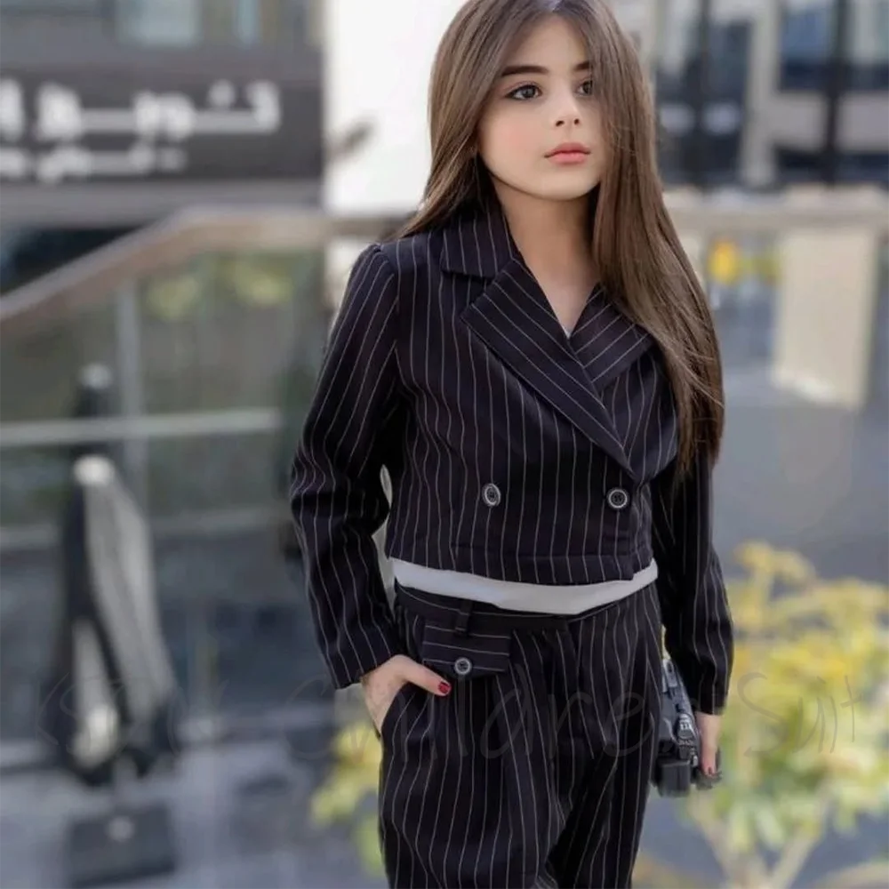 Child Girls Suit Black Stripe Classic Double Breasted Cropped Blazer Pants 2 Piece Set Formal Wear For Wedding Birthday Party
Child Girls Suit Black Stripe Classic Double Breasted Cropped Blazer Pants 2 Piece Set Formal Wear For Wedding Birthday Party