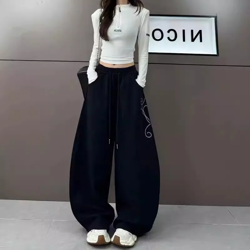 Мужские свободные брюки с широкими штанинами, осенне-зимние, больших размеров, с вышивкой 300 Pou, в американском стиле, повседневные брюки
Мужские свободные брюки с широкими штанинами, осенне-зимние, больших размеров, с вышивкой 300 Pou, в американском стиле, повседневные брюки