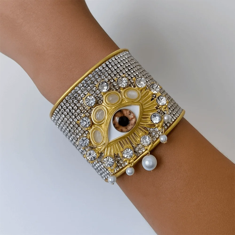 Metal Exaggerated Wide Open Bangle Alloy Full Rhinestone Demon's Eye Bracelets Unique Gold Geometric Cuff Bangles
Metal Exaggerated Wide Open Bangle Alloy Full Rhinestone Demon's Eye Bracelets Unique Gold Geometric Cuff Bangles