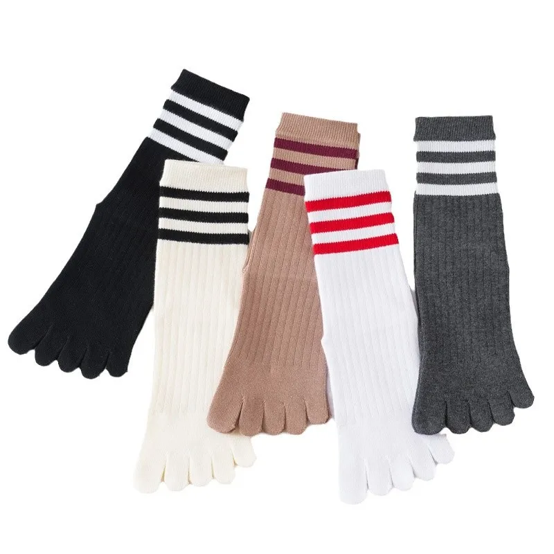 5 Pairs Women's Autumn Winter Five Finger Socks Cotton Mid-tube Striped Sweat Absorbing Warm Sock College Style Sport Toe Socks
5 Pairs Women's Autumn Winter Five Finger Socks Cotton Mid-tube Striped Sweat Absorbing Warm Sock College Style Sport Toe Socks