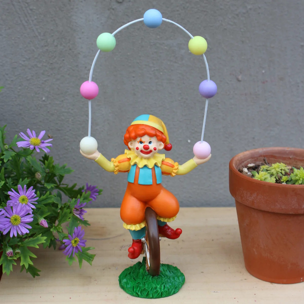 Christmas Gnome Acrobat Set - Whimsical Desktop Decor for Holiday
Christmas Gnome Acrobat Set - Whimsical Desktop Decor for Holiday