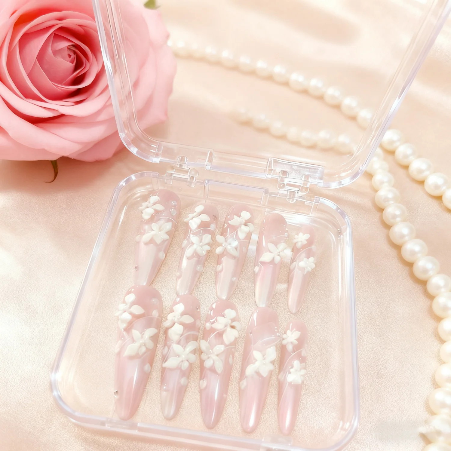 10pcs Handmade Press-On Nails with White Sweet 3D Flowers Nails art Glossy&Elegant Full Cover Fake Nails for Women&Girls to use
10pcs Handmade Press-On Nails with White Sweet 3D Flowers Nails art Glossy&Elegant Full Cover Fake Nails for Women&Girls to use