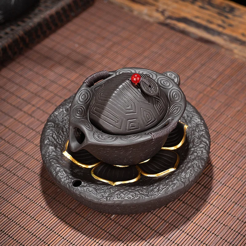 Чайник из фиолетовой глины, ручной работы, в форме черепашьей панциря, с оригинальной росписью, термоизолированный, для чаепития Кунг-фу, подарочный набор
Чайник из фиолетовой глины, ручной работы, в форме черепашьей панциря, с оригинальной росписью, термоизолированный, для чаепития Кунг-фу, подарочный набор