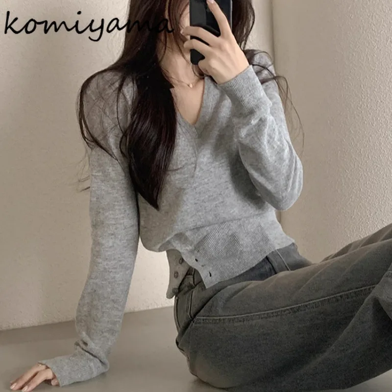 Ropa Mujer с разрезом на боковых пуговицах, корейская ниша Roupas Feminina, женская верхняя одежда 2024, повседневные универсальные топы, модный нежный свитер
Ropa Mujer с разрезом на боковых пуговицах, корейская ниша Roupas Feminina, женская верхняя одежда 2024, повседневные универсальные топы, модный нежный свитер