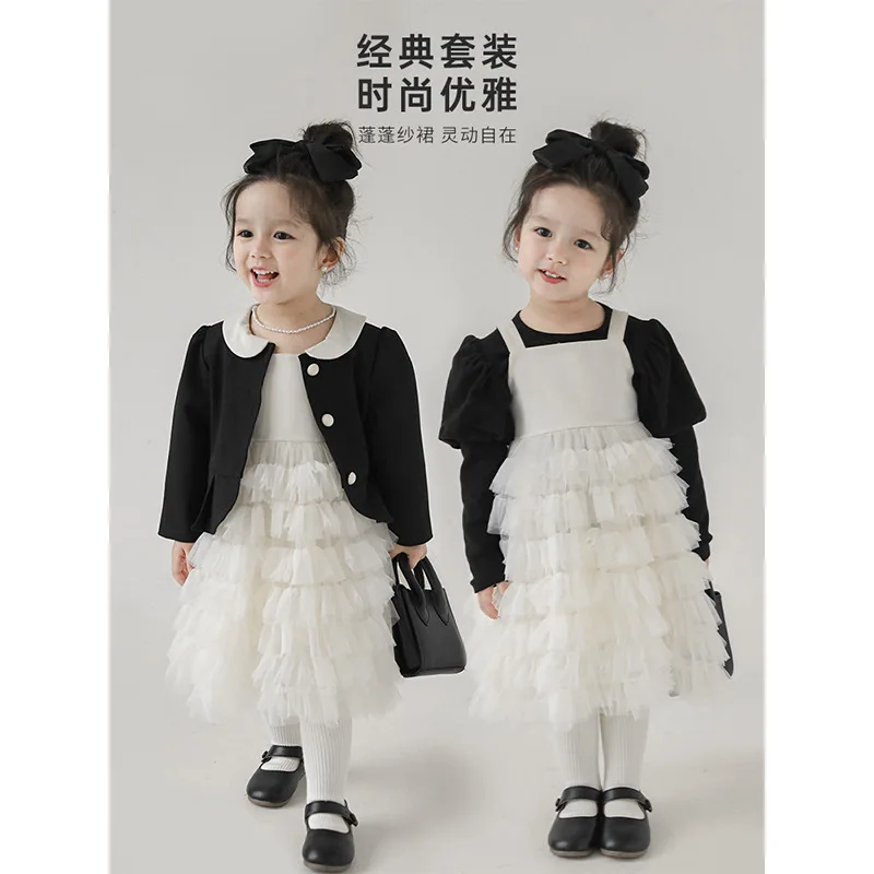 Girls' Lapel Short Suit Princess Dress Set 2023 Autumn New Children's Coat Dress
Girls' Lapel Short Suit Princess Dress Set 2023 Autumn New Children's Coat Dress