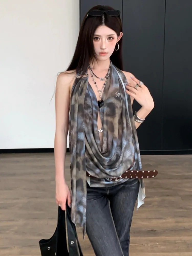 Spicy Girl Leopard Print Halter Low Cut Backless Crop Top Women Summer Vacation Style Metal Buckle Vest Sleeveless Loose...
Spicy Girl Leopard Print Halter Low Cut Backless Crop Top Women Summer Vacation Style Metal Buckle Vest Sleeveless Loose...