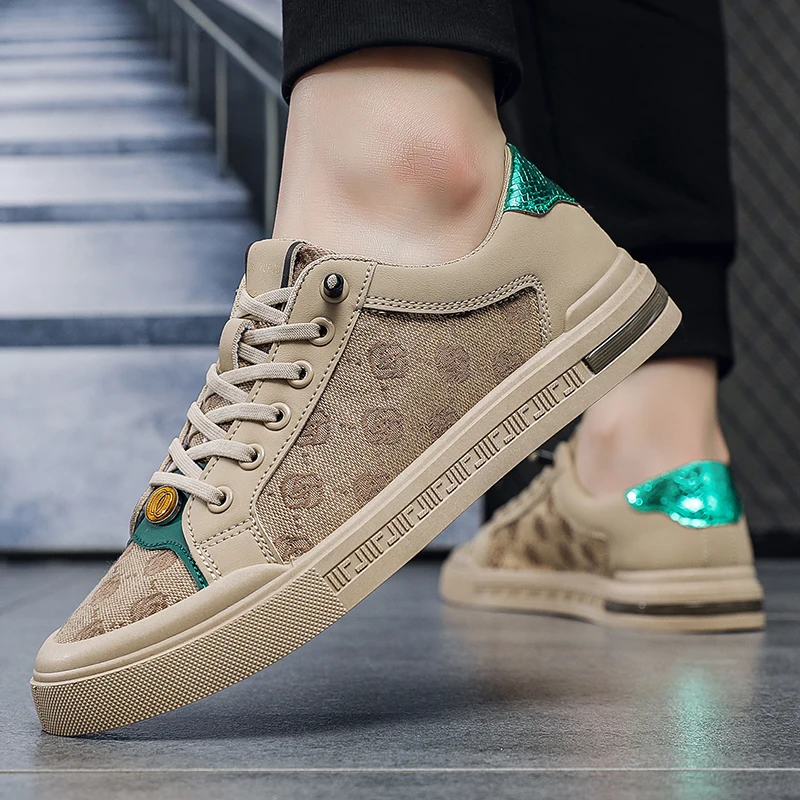 Модные повседневные универсальные и модные мужские мягкие нескользящие и цветные туфли с круглым носком, новые легкие туфли для доски
Модные повседневные универсальные и модные мужские мягкие нескользящие и цветные туфли с круглым носком, новые легкие туфли для доски