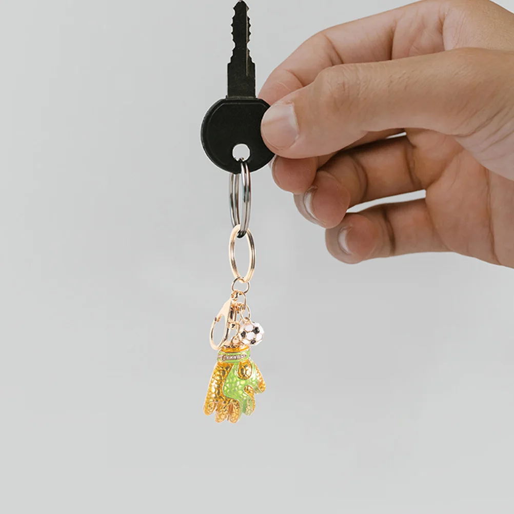 2 Pcs Football Goalkeeper Gloves Keychain Metal Backpack Hanging Decorative Keychains for Schoolbags Luggage Car Gifts
2 Pcs Football Goalkeeper Gloves Keychain Metal Backpack Hanging Decorative Keychains for Schoolbags Luggage Car Gifts