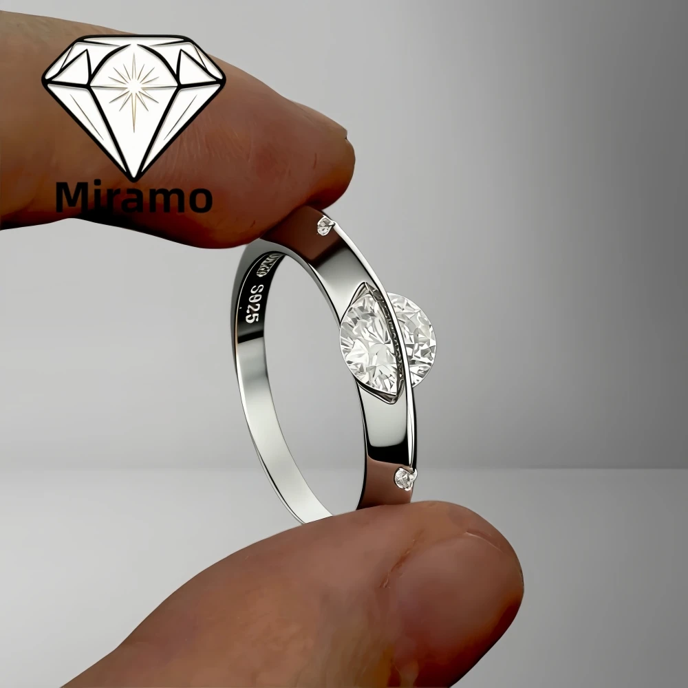 1Carat Moissanite Wedding Ring for Women S925 Sterling Silver Solitaire Sparkling Diamond Hip Hop Fashion Ring with Certificate
1Carat Moissanite Wedding Ring for Women S925 Sterling Silver Solitaire Sparkling Diamond Hip Hop Fashion Ring with Certificate