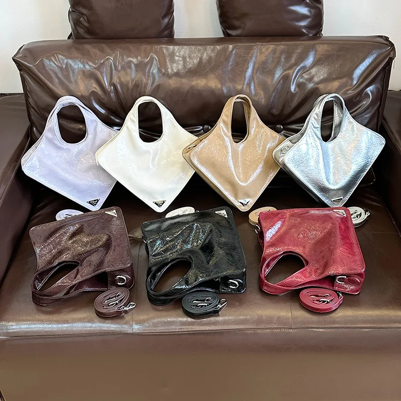 2025 Summer New Geometric Tote Bag Women Niche High-end Handheld Versatile Large Shoulder Crossbody Purse 
2025 Summer New Geometric Tote Bag Women Niche High-end Handheld Versatile Large Shoulder Crossbody Purse