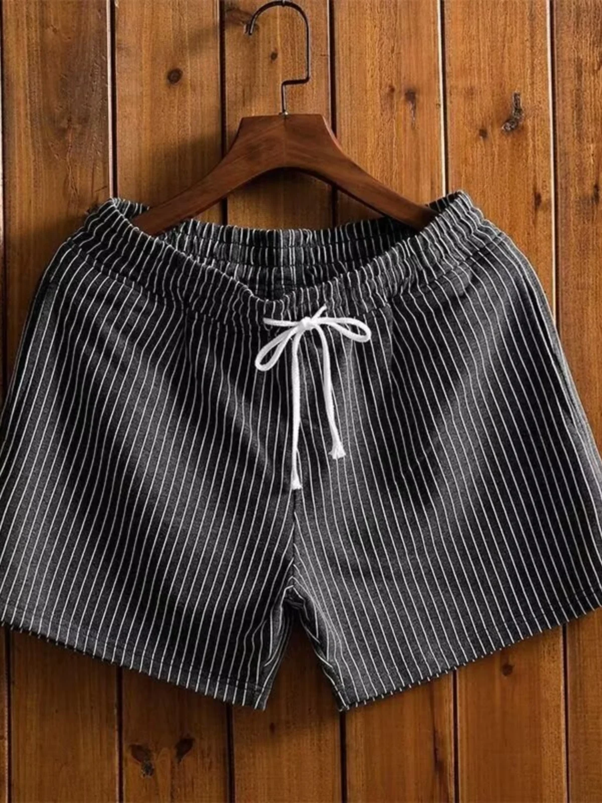 Высококачественная летняя полосатая футболка длиной до четверти, спортивная одежда, повседневная домашняя одежда для мужчин и женщин, прямая нога с низкой талией
Высококачественная летняя полосатая футболка длиной до четверти, спортивная одежда, повседневная домашняя одежда для мужчин и женщин, прямая нога с низкой талией