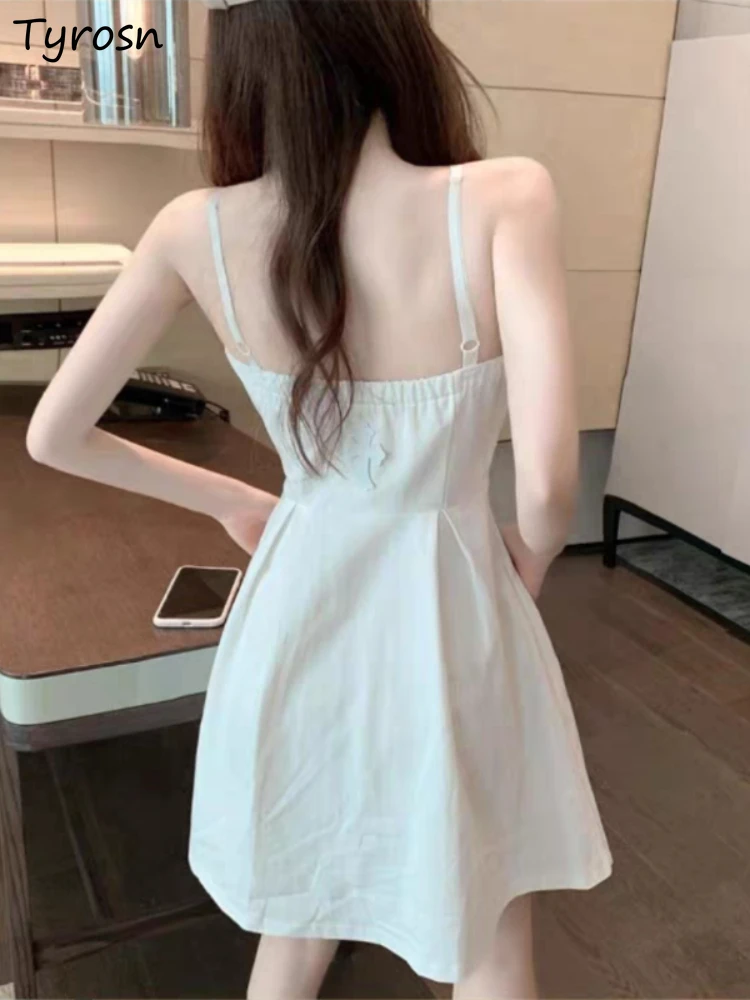 Backless Dresses Women Summer Elegant Fashion Sweet Design Sleeveless Simple Solid Leisure A-line Daily Girlish Korean Style New
Backless Dresses Women Summer Elegant Fashion Sweet Design Sleeveless Simple Solid Leisure A-line Daily Girlish Korean Style New