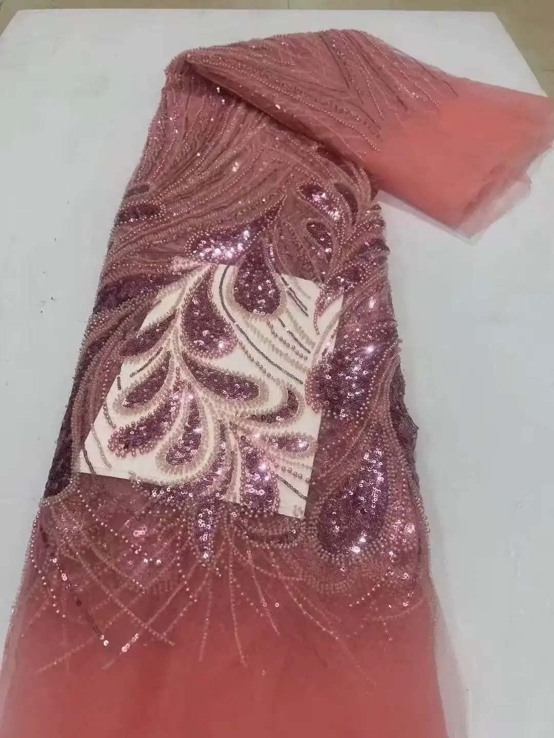 Wine Latest French Tulle Beaded Sequins Lace Fabrics 5 Yards 2025 High Quality Nigerian African Lace Fabric For Wedding Party
Wine Latest French Tulle Beaded Sequins Lace Fabrics 5 Yards 2025 High Quality Nigerian African Lace Fabric For Wedding Party