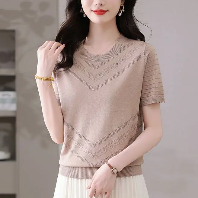 Summer New Arrival Thin Knit Women's Round Neck Short-sleeved T-shirt with Hollow-out Design Solid Color Top
Summer New Arrival Thin Knit Women's Round Neck Short-sleeved T-shirt with Hollow-out Design Solid Color Top