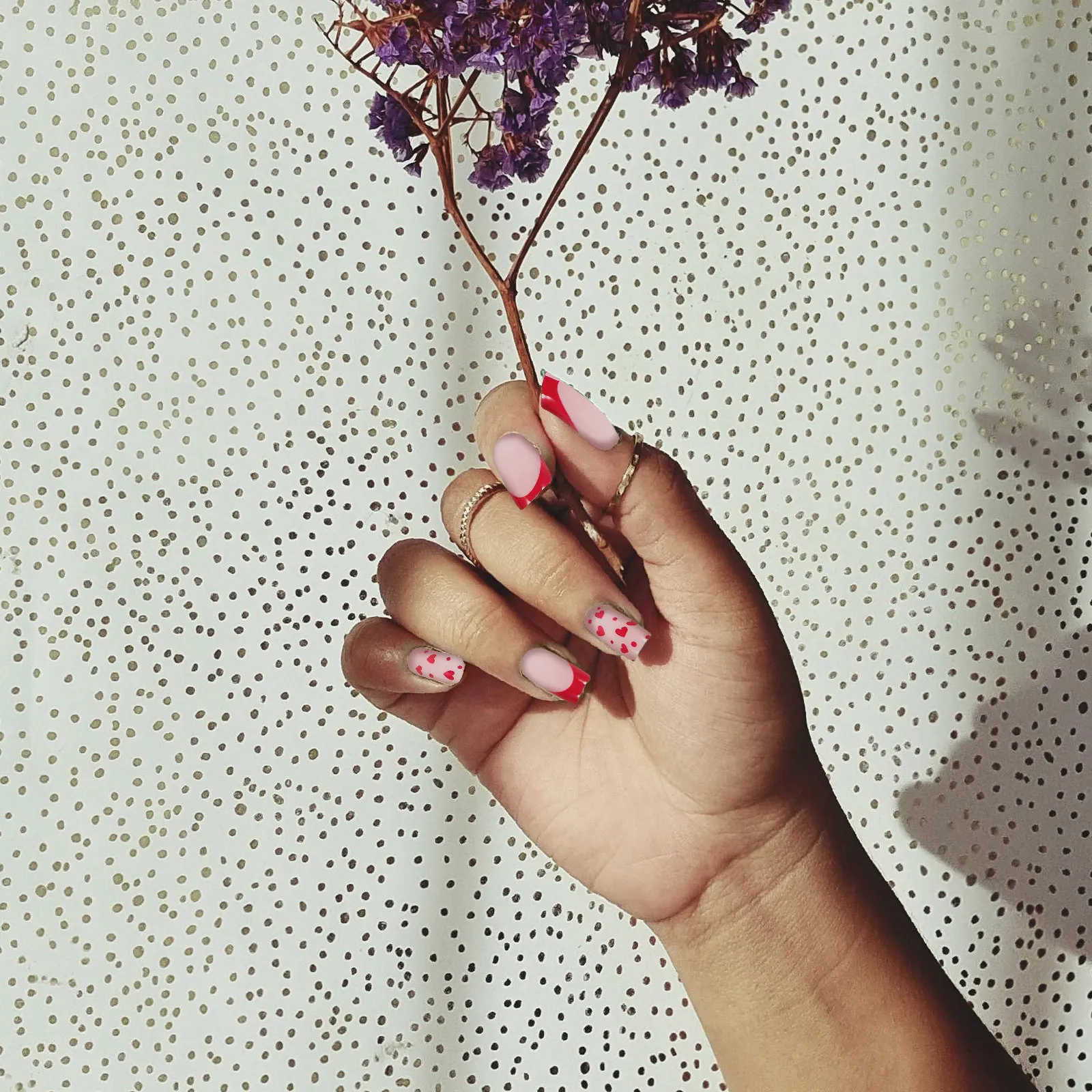 Artificial Press on Nails Fake Heart False Curved Tips with Glue Valentines Day
Artificial Press on Nails Fake Heart False Curved Tips with Glue Valentines Day