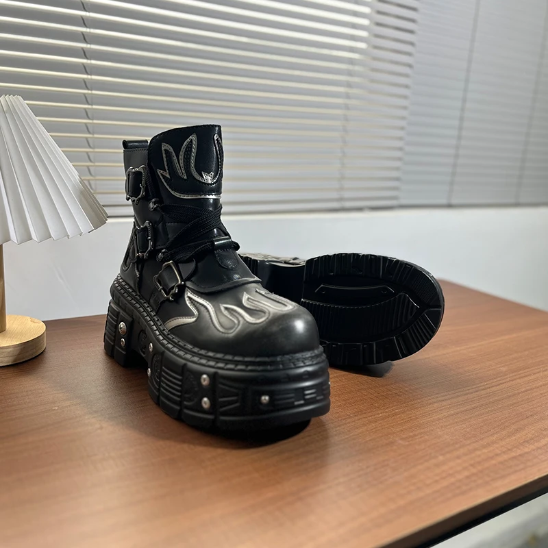 Winter New Style Men Thick-soled High-heel Fashionable Streetwear Style High-top Leather Boots Men Cowboy Boots Sizes 38-46
Winter New Style Men Thick-soled High-heel Fashionable Streetwear Style High-top Leather Boots Men Cowboy Boots Sizes 38-46