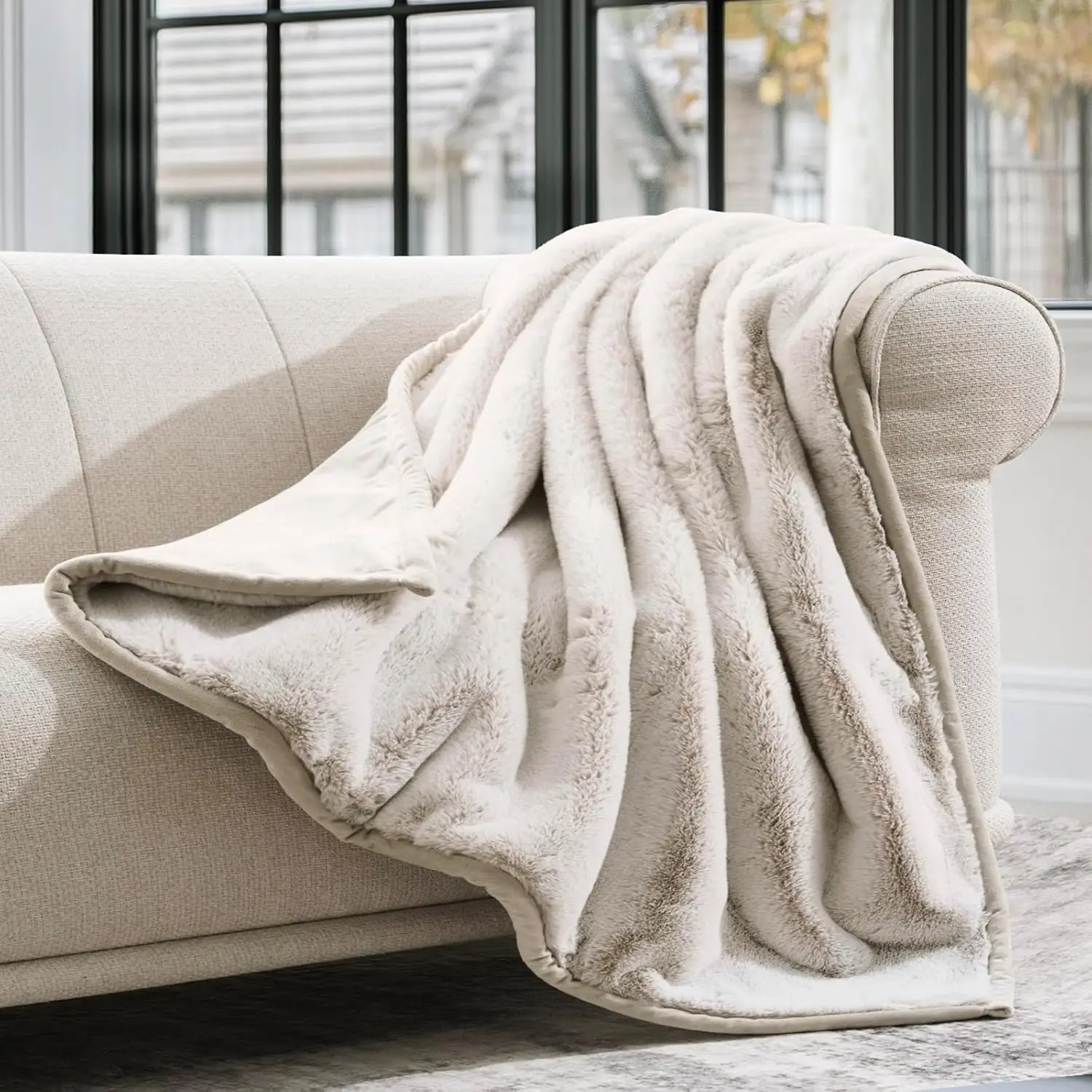 Ultra Soft Luxury Fluffy Mink Faux Fur Throw Blanket, Warm Reversible for Bed Couch Chair Sofa in Champagne Ivory, 60x80 Inches
Ultra Soft Luxury Fluffy Mink Faux Fur Throw Blanket, Warm Reversible for Bed Couch Chair Sofa in Champagne Ivory, 60x80 Inches