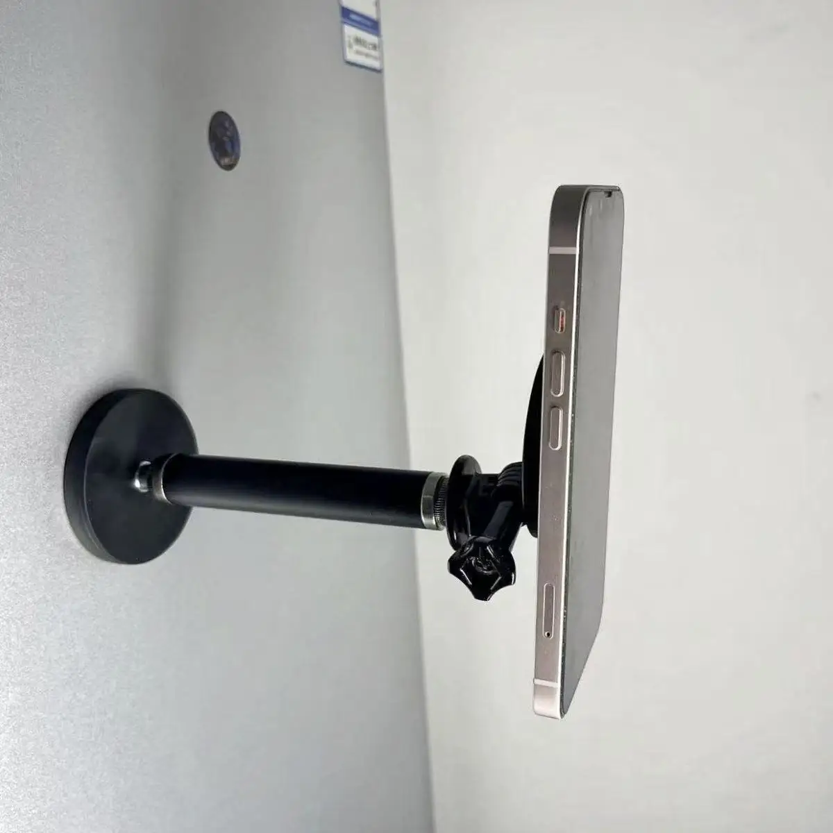 Strong Magnetic Suction Cup Holder Metal Extension for Mobile Phone Live Streaming Outdoor Activity Joint
Strong Magnetic Suction Cup Holder Metal Extension for Mobile Phone Live Streaming Outdoor Activity Joint