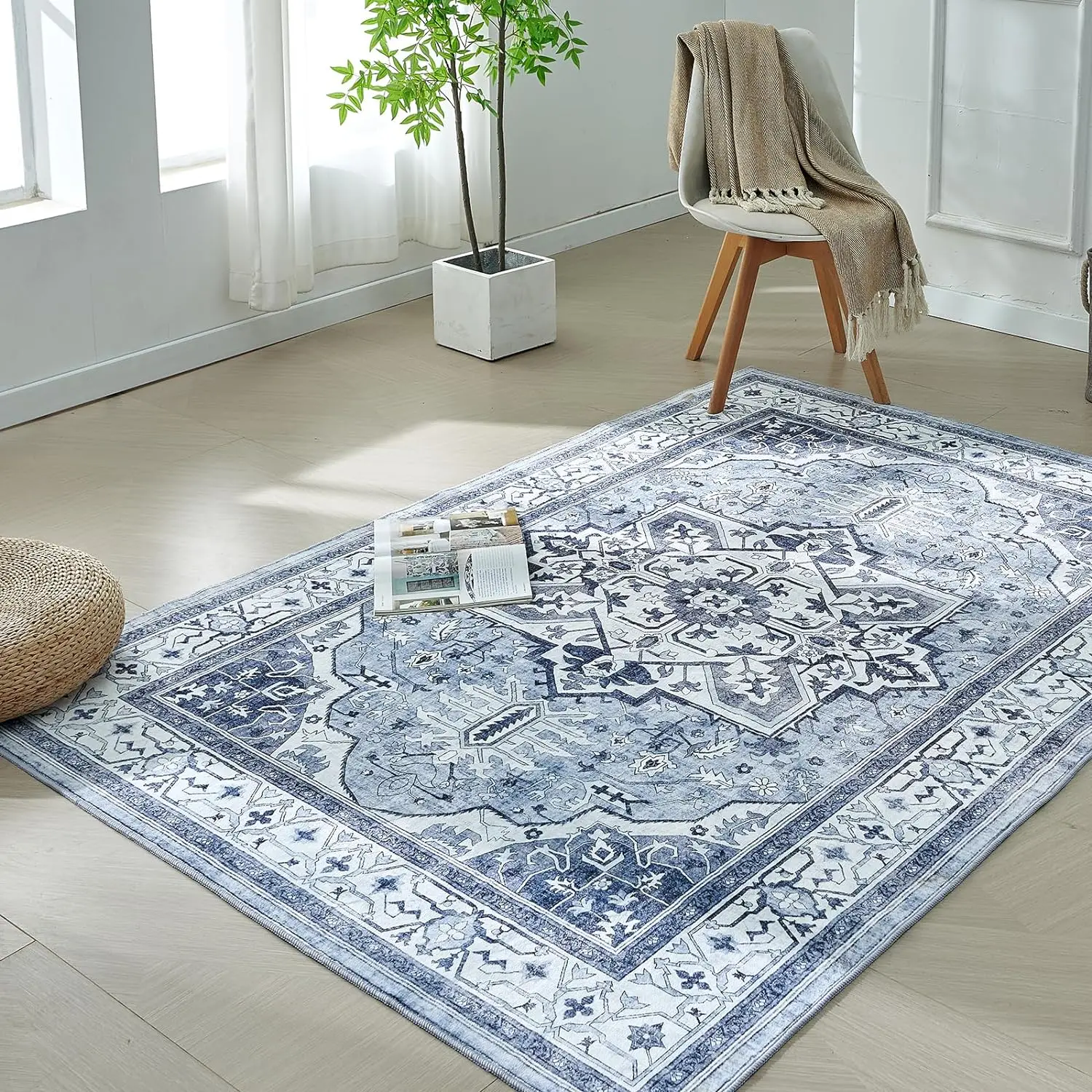 VIKAMA Retro Persian Carpet Living Room Dirt Resistant Wear Resistant Coffee Table Mat Bedroom Bed Blanket
VIKAMA Retro Persian Carpet Living Room Dirt Resistant Wear Resistant Coffee Table Mat Bedroom Bed Blanket