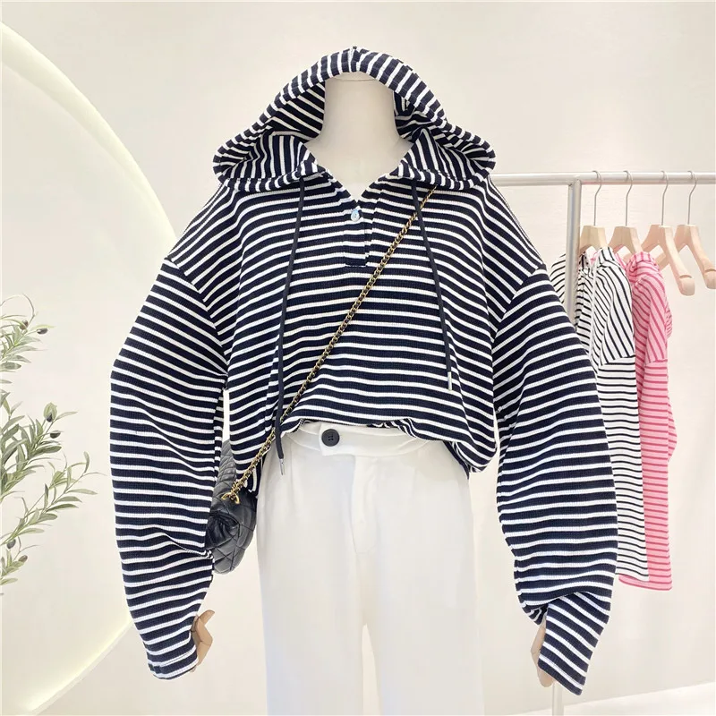 New Striped Hoodie Sweatshirt Women's Spring Autumn 2025 Fashion Preppy Style Retro Long Sleeve Top Loose Pullover Jacket
New Striped Hoodie Sweatshirt Women's Spring Autumn 2025 Fashion Preppy Style Retro Long Sleeve Top Loose Pullover Jacket