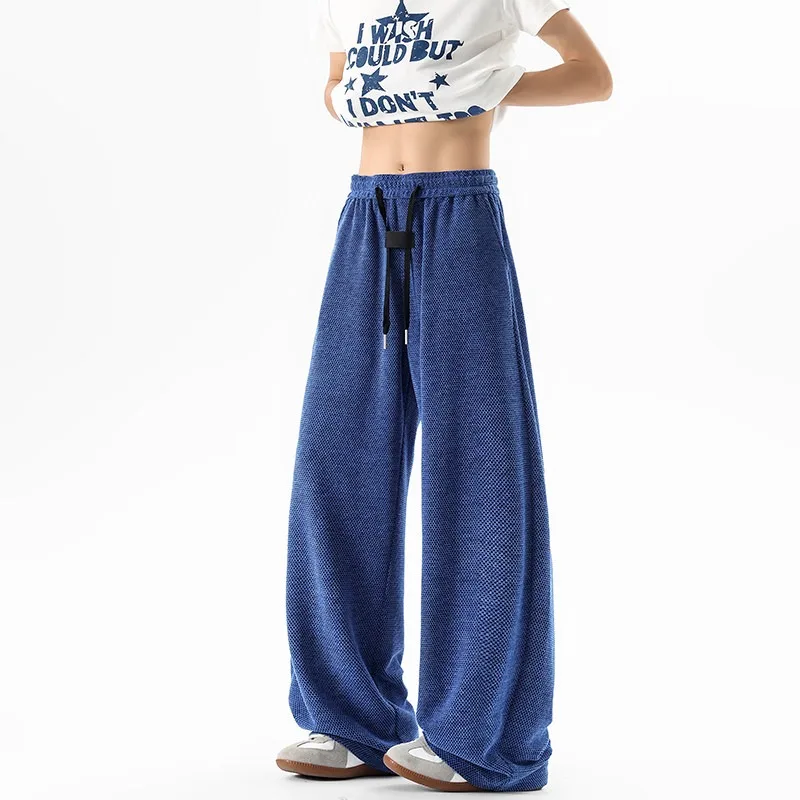 Men's Plus Size Wide Leg Pants Loose Fit Casual Pants Solid Color Texture Drawstring Elastic Waist Trousers Korean Style
Men's Plus Size Wide Leg Pants Loose Fit Casual Pants Solid Color Texture Drawstring Elastic Waist Trousers Korean Style