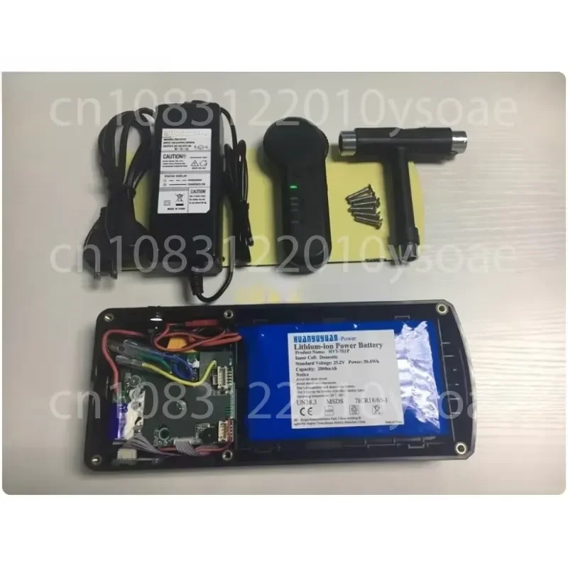Wireless Remote Control Four Wheel Electric Skateboard Modification Kit Accessories, Controller Battery Box Remote Control
Wireless Remote Control Four Wheel Electric Skateboard Modification Kit Accessories, Controller Battery Box Remote Control