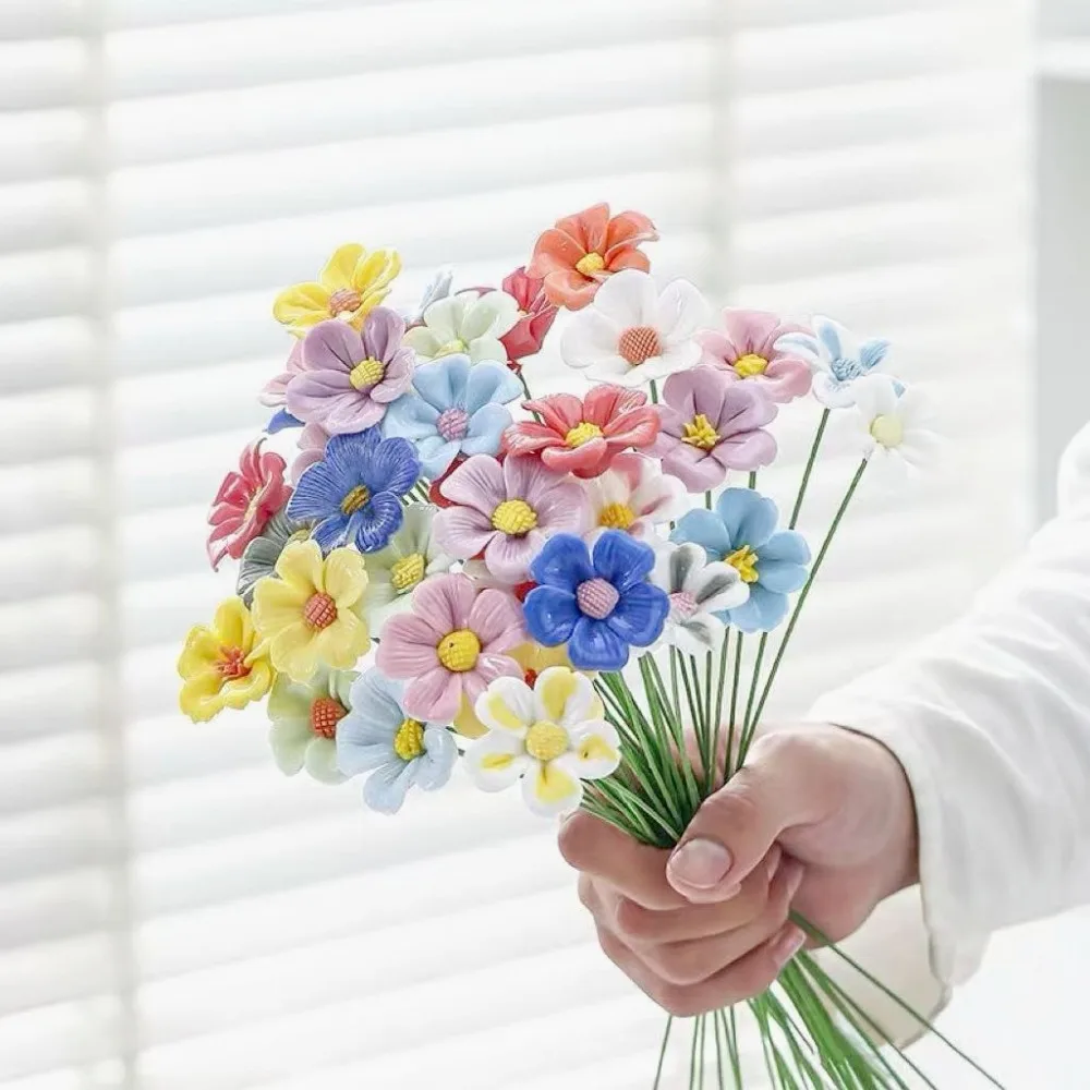 Gradient Ceramic Flower 5Pcs Everlasting Bouquet for Home Decoration DIY Artificial Flowers Decoration for the Room
Gradient Ceramic Flower 5Pcs Everlasting Bouquet for Home Decoration DIY Artificial Flowers Decoration for the Room