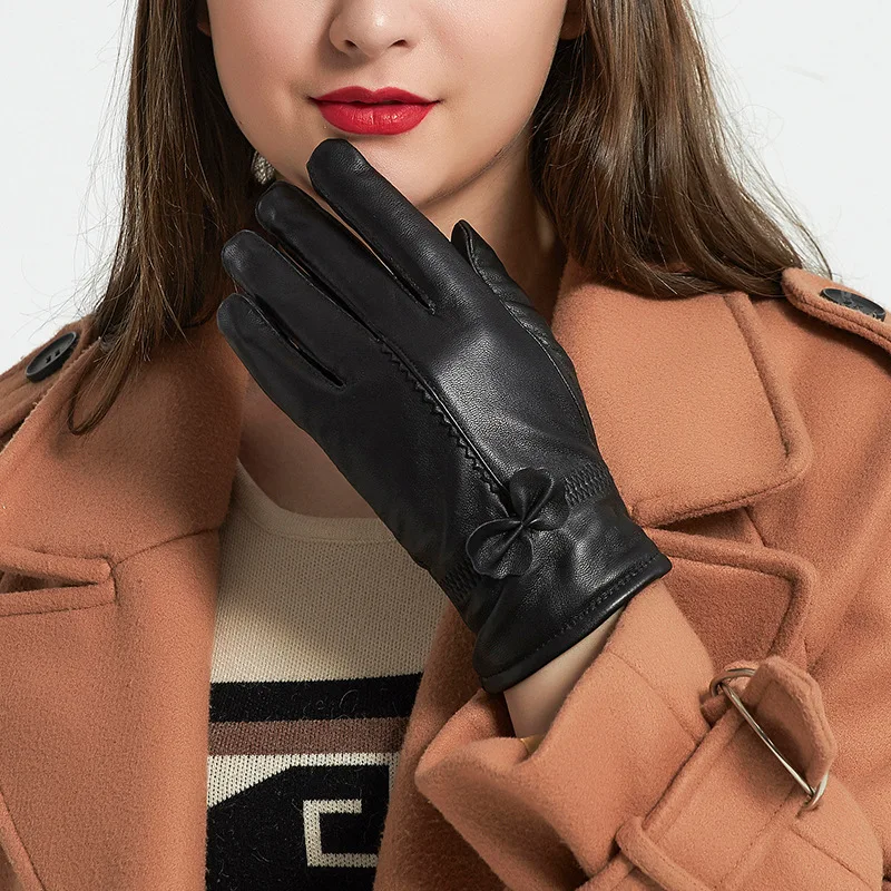 X6187 Male Genuine Leather Gloves Women's Patchwork Leather Plush Thickened Warm Mittens Sheepskin Gloves
X6187 Male Genuine Leather Gloves Women's Patchwork Leather Plush Thickened Warm Mittens Sheepskin Gloves