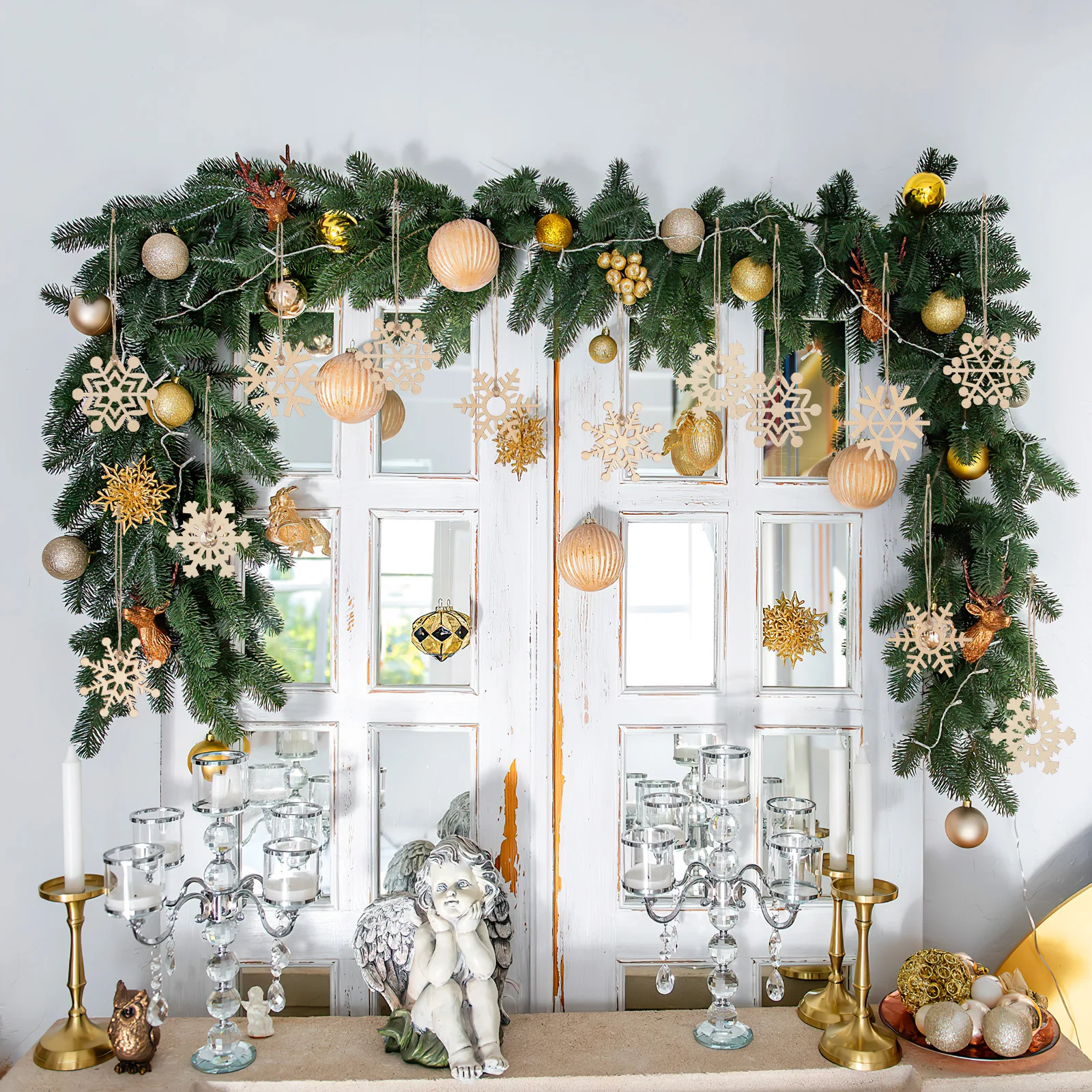 60Pcs Wooden Hollowed-Out Snowflake Pendant Christmas Hanging Ornament for Tree Home Party Xmas Decoration Craft
60Pcs Wooden Hollowed-Out Snowflake Pendant Christmas Hanging Ornament for Tree Home Party Xmas Decoration Craft