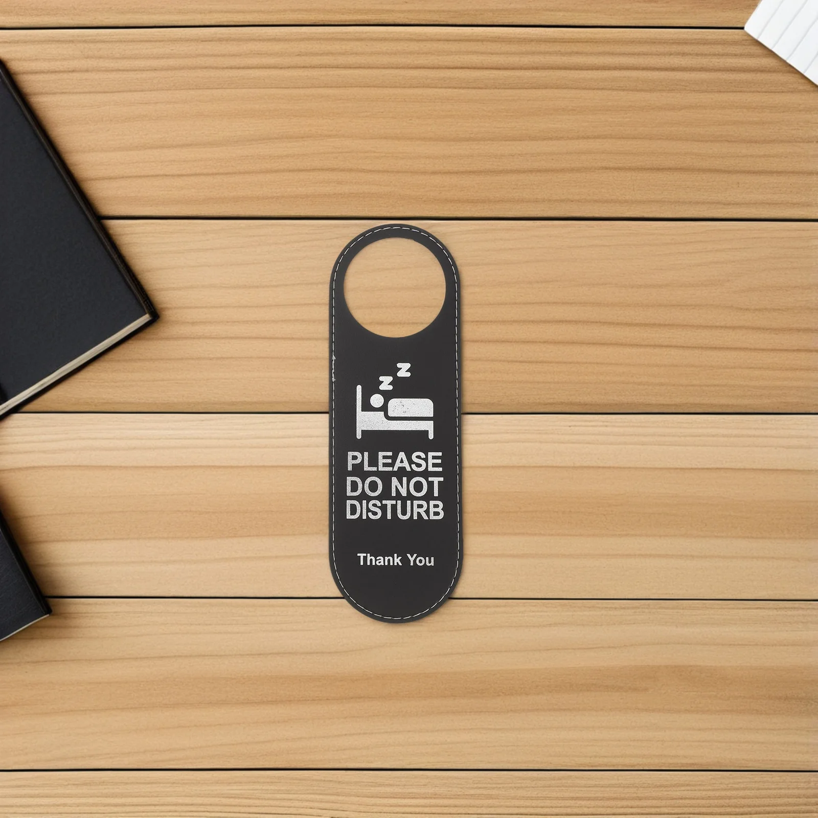 3Pcs Door Hanging Signs High Quality Material Not Disturb Make Up Room Hotel Bar Mall Easy Hang Practical Functional
3Pcs Door Hanging Signs High Quality Material Not Disturb Make Up Room Hotel Bar Mall Easy Hang Practical Functional