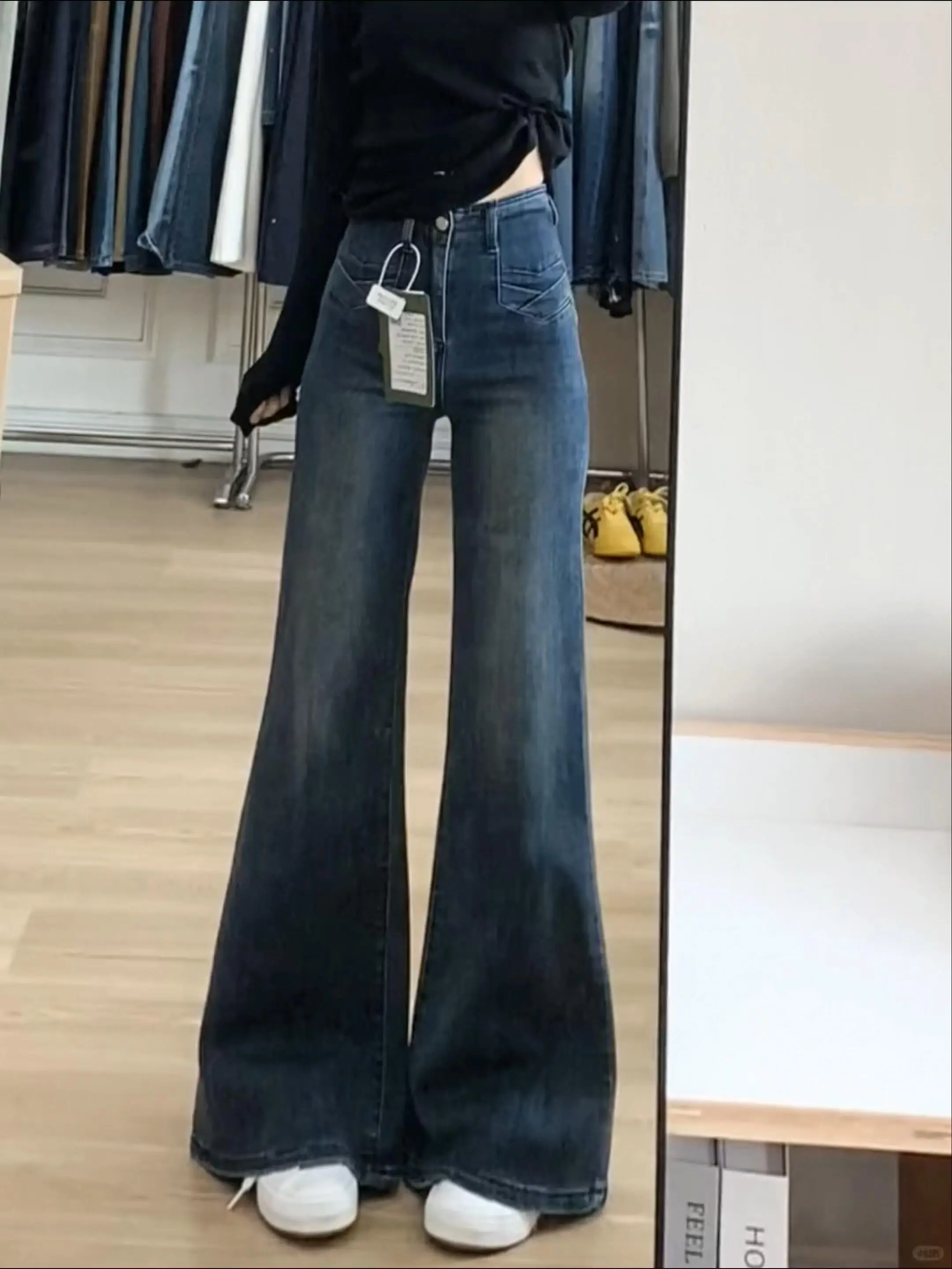 Джинсы Y2K в американском ретро-стиле для женщин, осенне-зимние, свободные, стройнящие, универсальные, широкие, расклешенные, в пол
Джинсы Y2K в американском ретро-стиле для женщин, осенне-зимние, свободные, стройнящие, универсальные, широкие, расклешенные, в пол