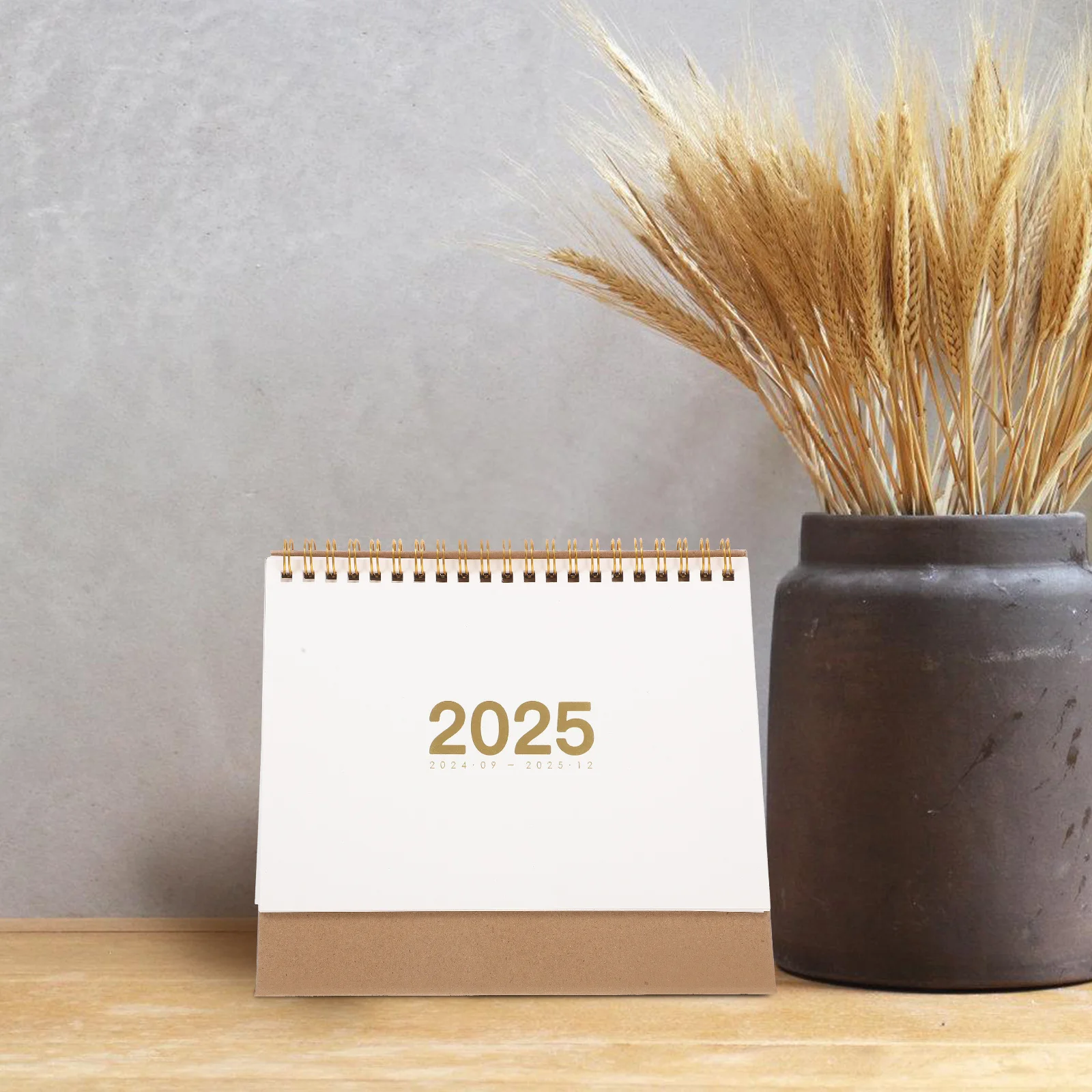 2025 Spiral Bound Standing Desk Calendar Minimalist Style Flip Pages Daily Planner for Office Home School Organization
2025 Spiral Bound Standing Desk Calendar Minimalist Style Flip Pages Daily Planner for Office Home School Organization