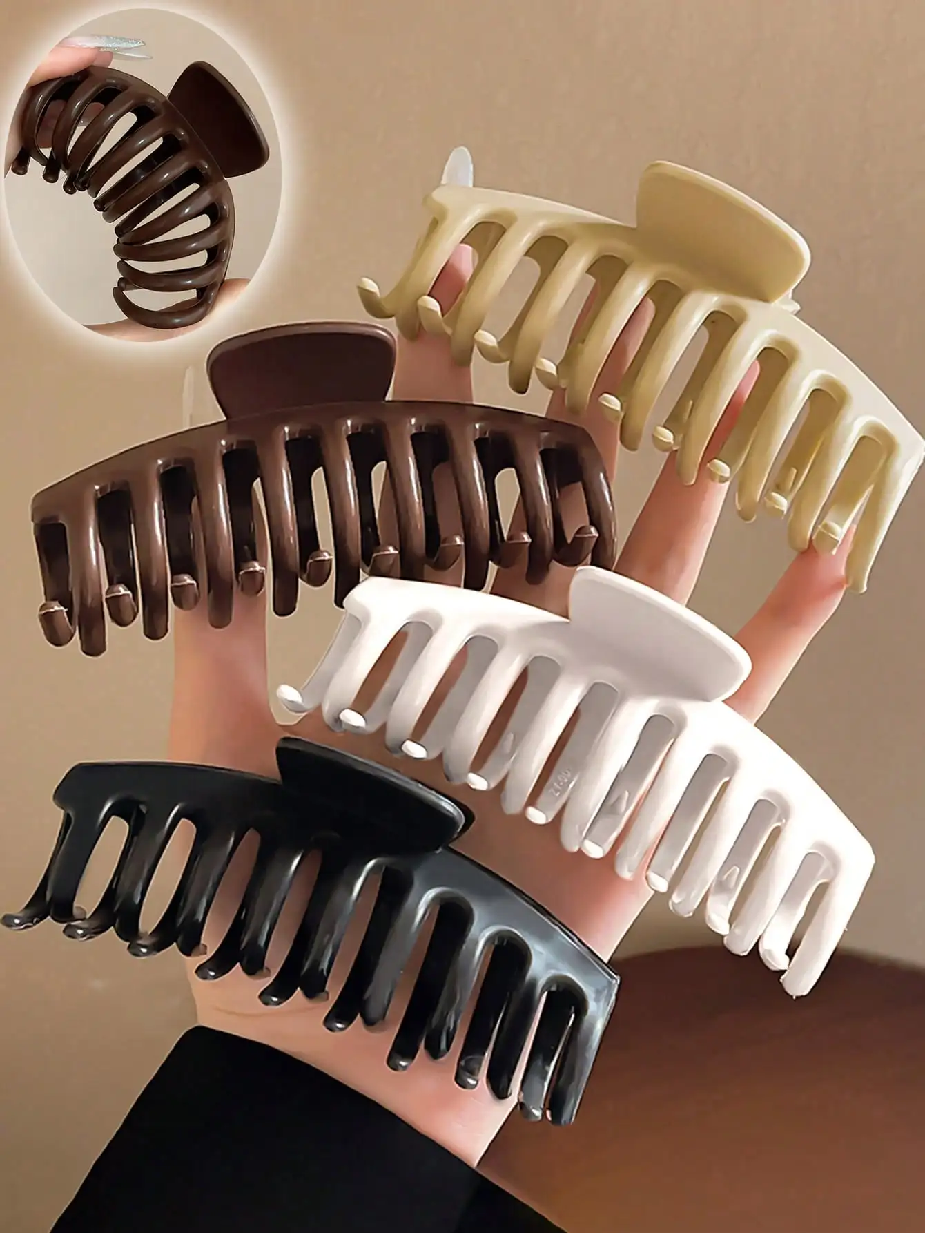 4pcs/1pc 4.33in/11cm Women Soft Silicone Non-Scratch Hair Clips, Fashion Versatile High-End Elegant Simple Solid Color Hair Claws, Suitable For Daily, Casual, Party, Commute, Beach, Bun, Ponytail, Washing Face, Makeup, Accessory Fall Fashion Claw Clips Au
4pcs/1pc 4.33in/11cm Women Soft Silicone Non-Scratch Hair Clips, Fashion Versatile High-End Elegant Simple Solid Color Hair Claws, Suitable For Daily, Casual, Party, Commute, Beach, Bun, Ponytail, Washing Face, Makeup, Accessory Fall Fashion Claw Clips Au