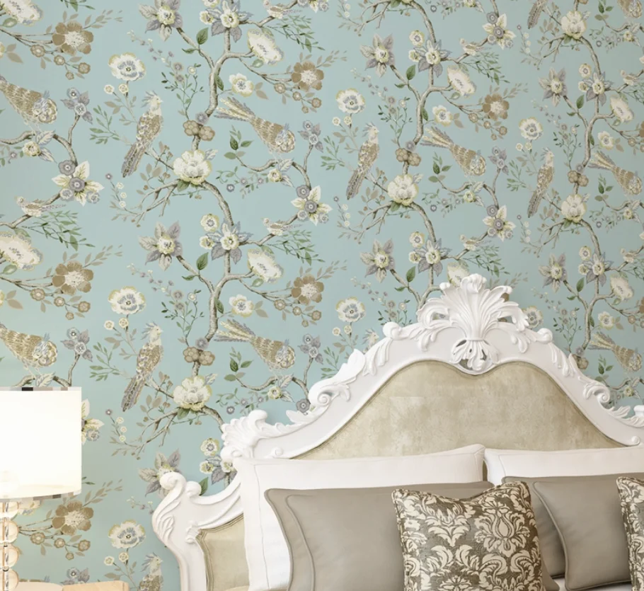 Customized wallpaper with French antique style flowers and birds TV background simple and beautiful living room background wall
Customized wallpaper with French antique style flowers and birds TV background simple and beautiful living room background wall
