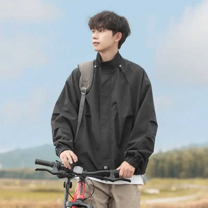 Мужская куртка Original Casual: стильная, теплая, для активного отдыха, в стиле милитари, для работы, модная, популярная, весенняя, нейтральная, темно-синяя.
Мужская куртка Original Casual: стильная, теплая, для активного отдыха, в стиле милитари, для работы, модная, популярная, весенняя, нейтральная, темно-синяя.