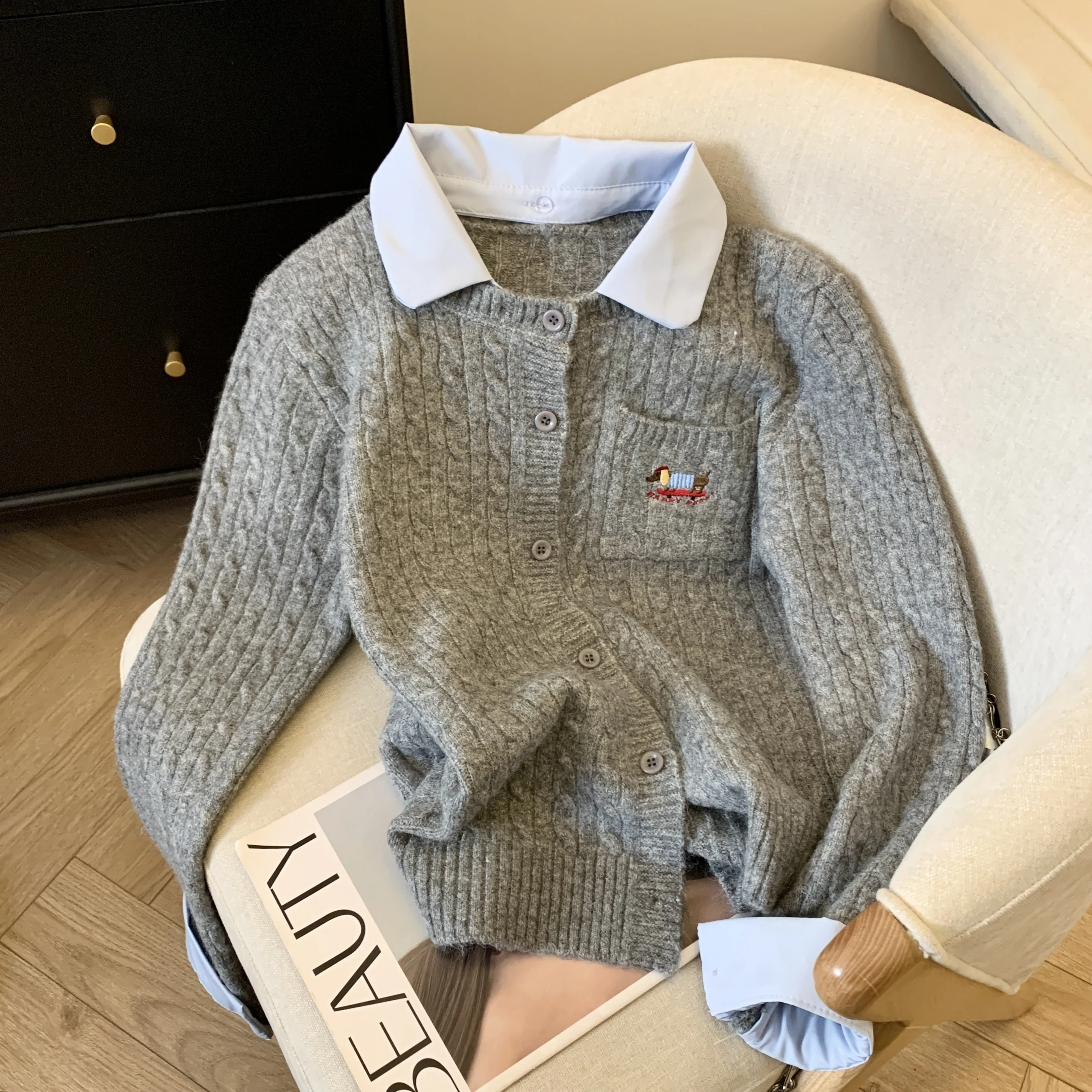 Women's Casual Collar Long Sleeved Splicing Sweater Y2K Fashion Office Harajuku 2000s Retro Autumn/Winter Top Sweater Clothing
Women's Casual Collar Long Sleeved Splicing Sweater Y2K Fashion Office Harajuku 2000s Retro Autumn/Winter Top Sweater Clothing