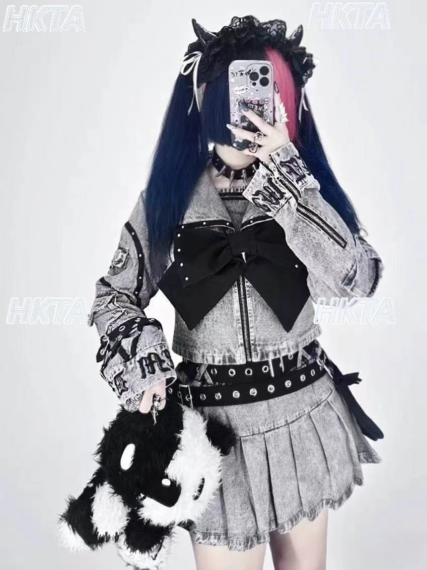 Japanese Navy Collar Subculture Punk Y2K Rivet Long Sleeve Zipper Short Jacket Coat Pleated A Line Mini Skirt Denim Sets Women
Japanese Navy Collar Subculture Punk Y2K Rivet Long Sleeve Zipper Short Jacket Coat Pleated A Line Mini Skirt Denim Sets Women