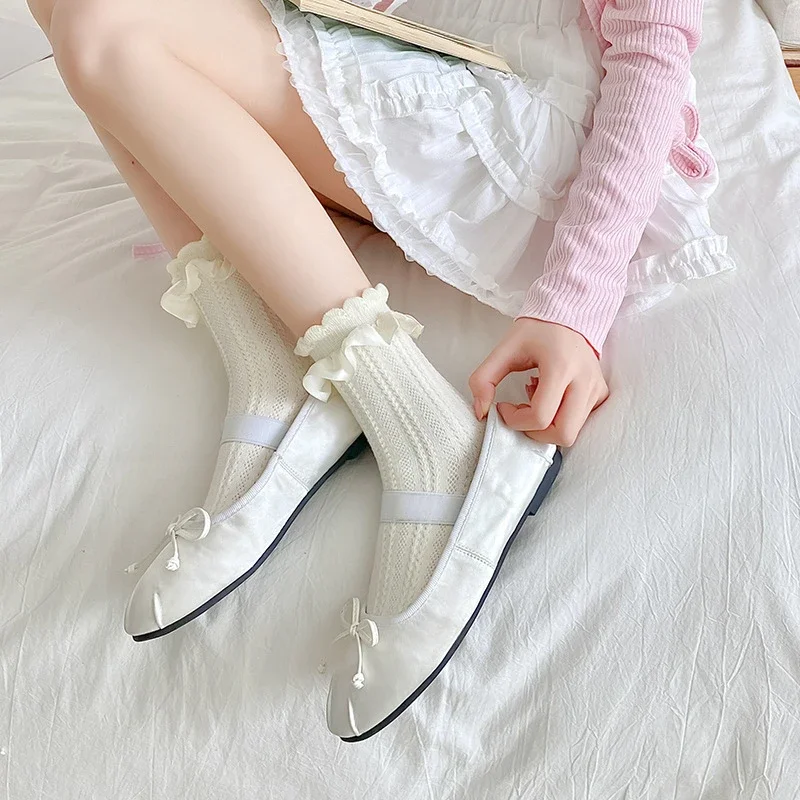 Кружевные милые женские носки с оборками JK Lolita Kawaii Милая принцесса носки, японский стиль однотонные черные белые бежевые носки
Кружевные милые женские носки с оборками JK Lolita Kawaii Милая принцесса носки, японский стиль однотонные черные белые бежевые носки